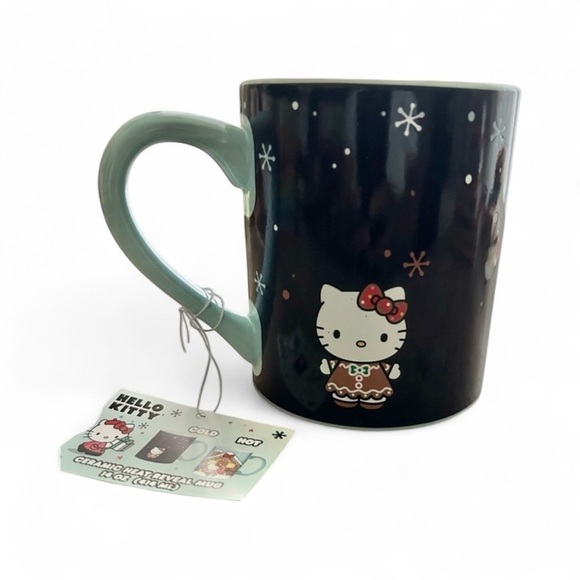 NWT Hello Kitty Ceramic Heat Reveal Holiday Mug - Picture 1 of 8